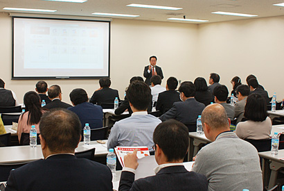 写真4：新製品発表会　4/20（水）東京会場